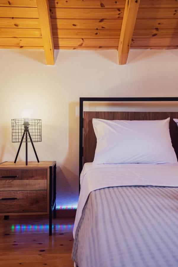 Burnelia Vacation House Lefkímmi Eksteriør billede
