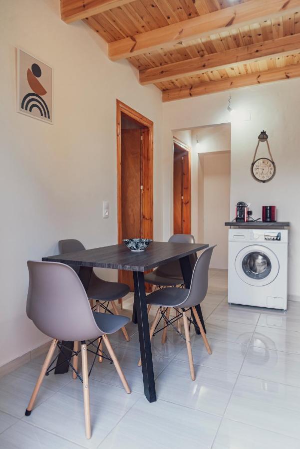 Burnelia Vacation House Lefkímmi Eksteriør billede