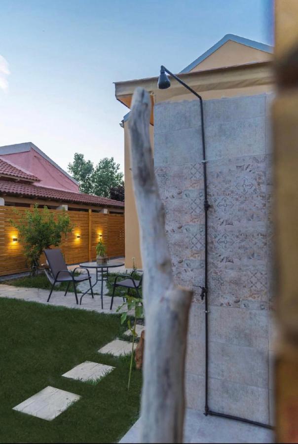 Burnelia Vacation House Lefkímmi Eksteriør billede