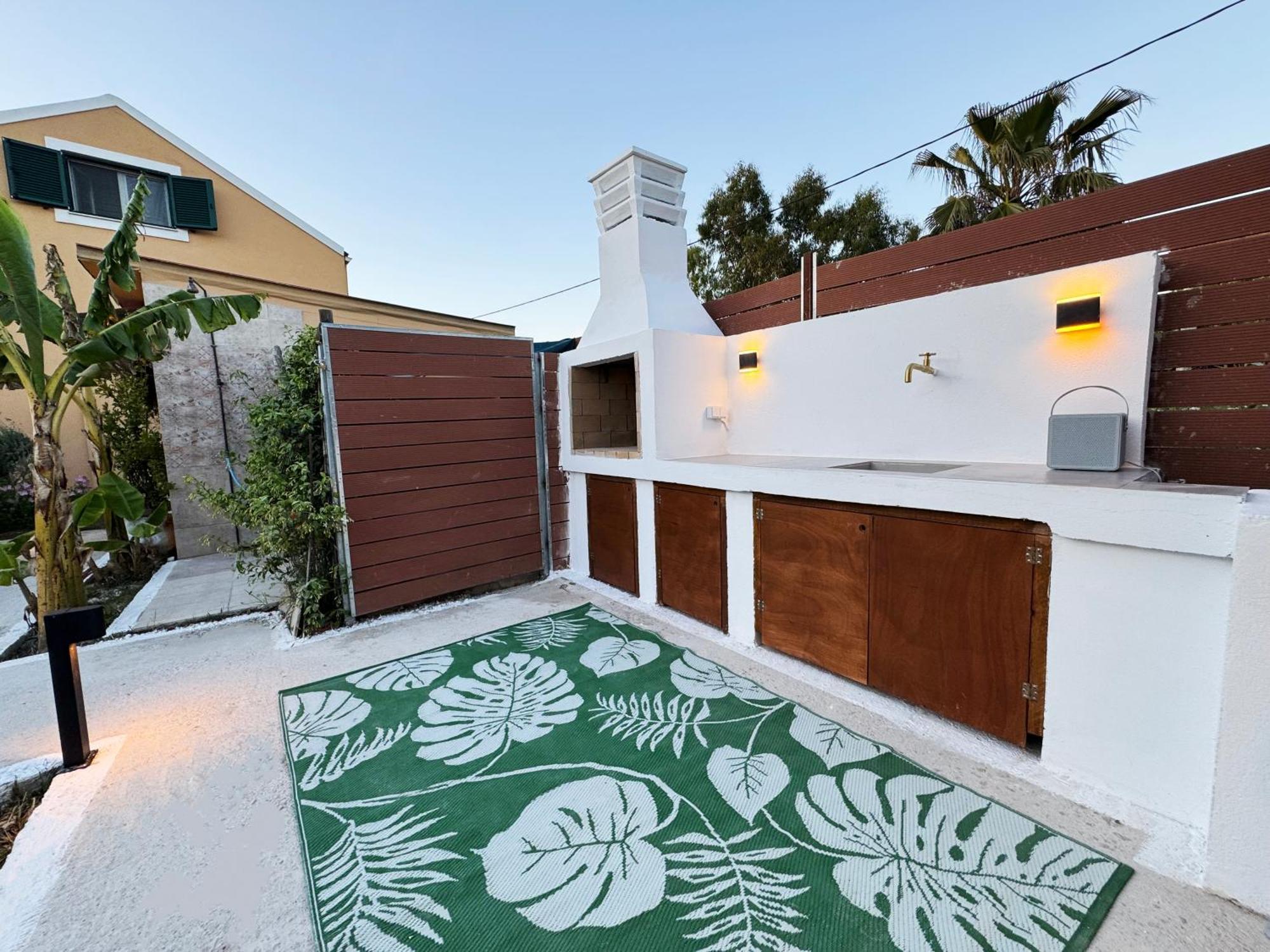 Burnelia Vacation House Lefkímmi Eksteriør billede